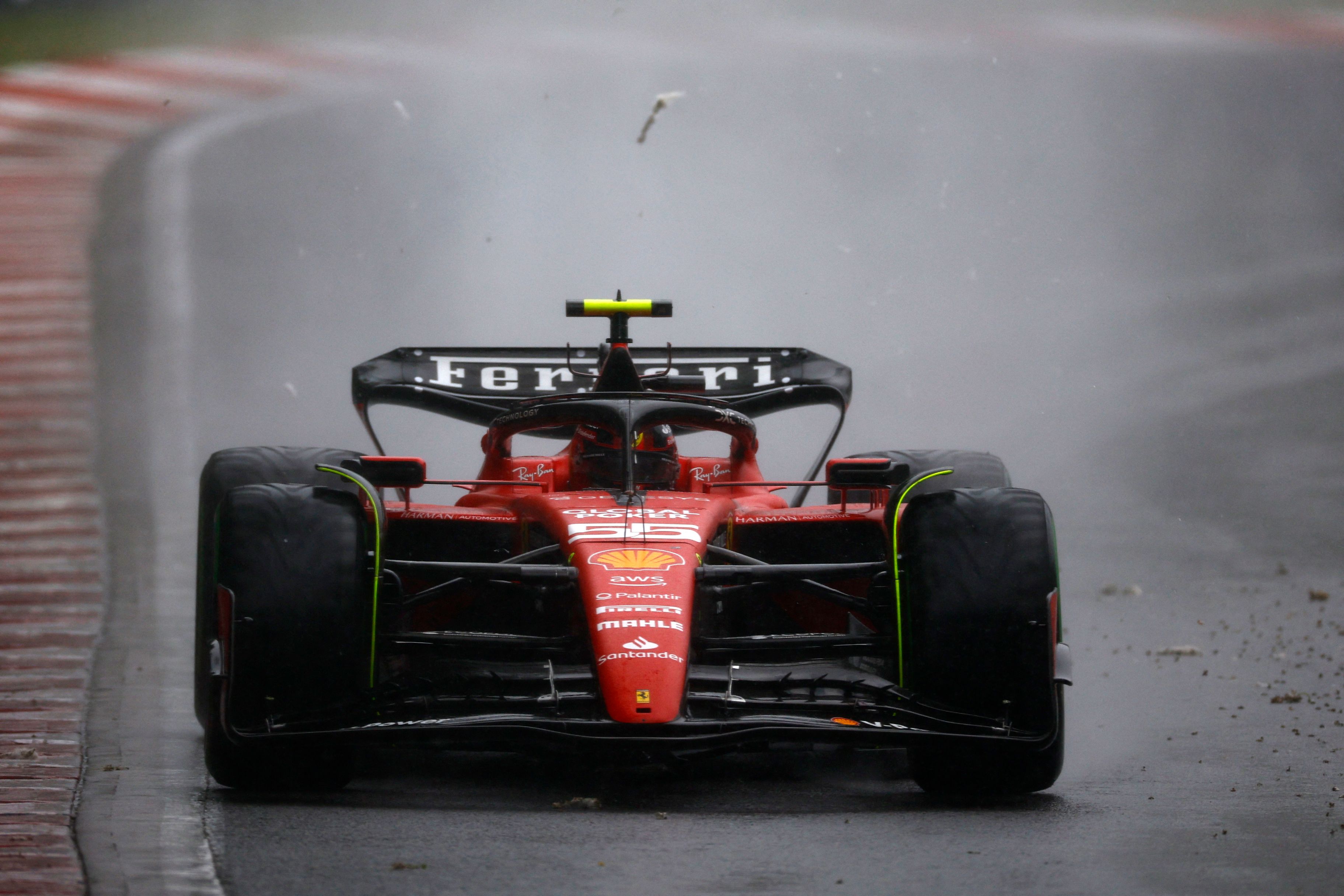 Pembalap Ferrari Carlos Sainz