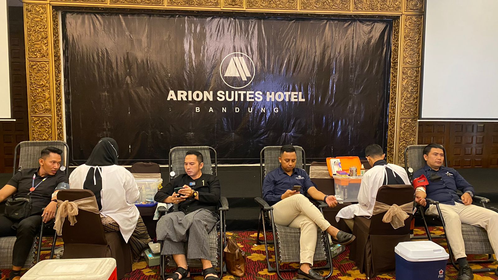 Arion Suites Hotel dan MS Glow Gelar Donor Darah Sekaligus Konsultasi Kulit