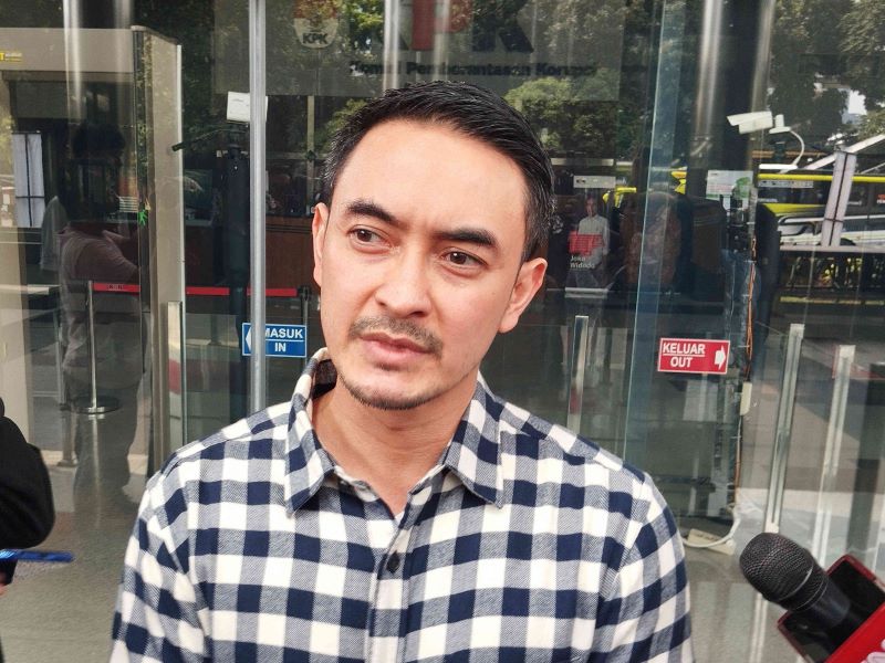 Eks narapidana korupsi dan Mantan Gubernur Jambi Zumi Zola