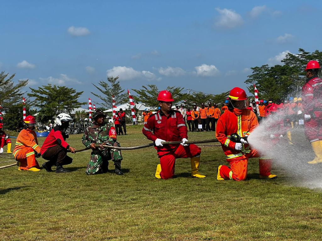 Latihan pemadaman karhutla yang digelar PT Astra Agro Lestari