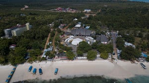 Pantai Tanjung Kelayang di Kabupaten Belitung, Provinsi Bangka Belitung