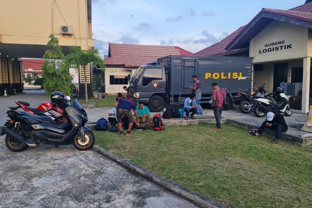 Satreskrim Polres Bengkalis mengamankan tiga terduga pelaku Tindak Pidana Perdagangan Orang (TPPO).