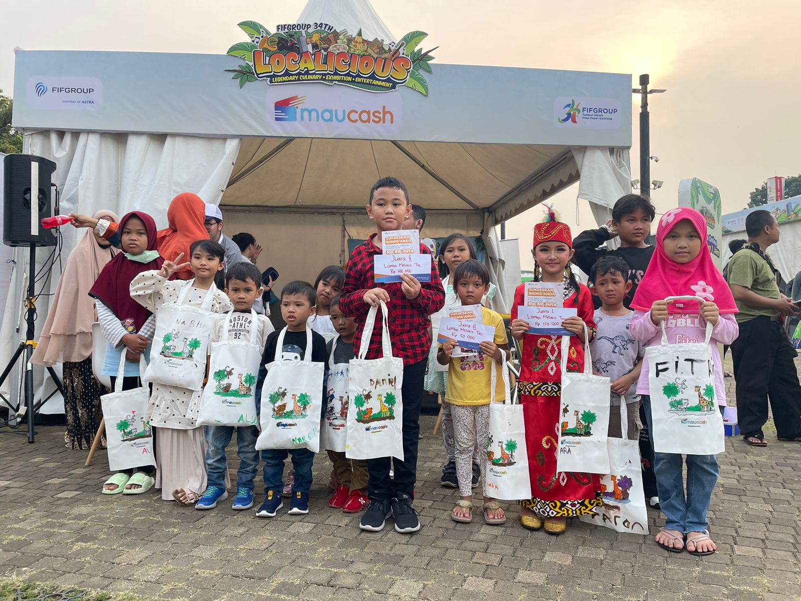 Maucash hadir dalam acara Localicious yang berlangsung di Plaza Parkir Timur Senayan, Jakarta, 1-4 Juni.