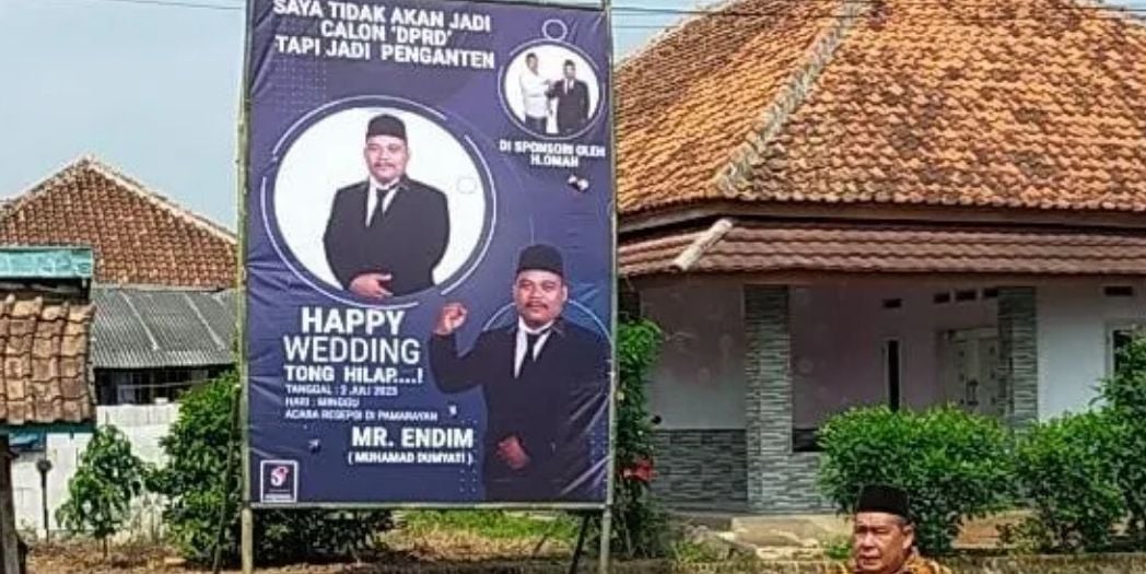 Baliho ucapan menikah viral di Lebak Banten