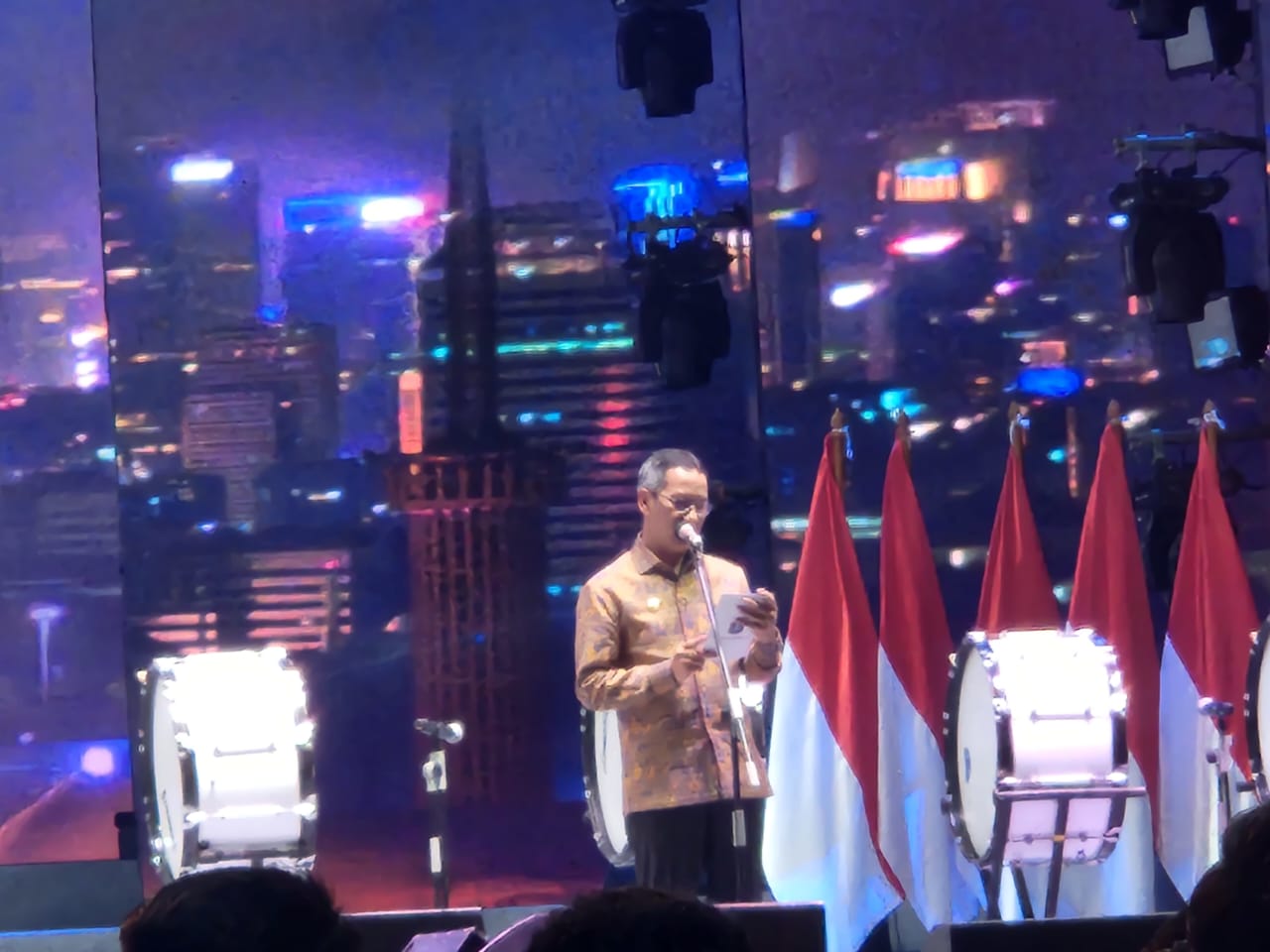 Pj Gubernur DKI Jakarta Heru Budi Hartono dalam pembukaan Jakarta Fair Kemayoran 2023