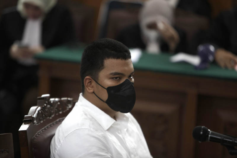 Shane Lukas didakwa turut serta melakukan kekerasan terhadap Crystalino David Ozora yang membuat korban mengalami luka berat.