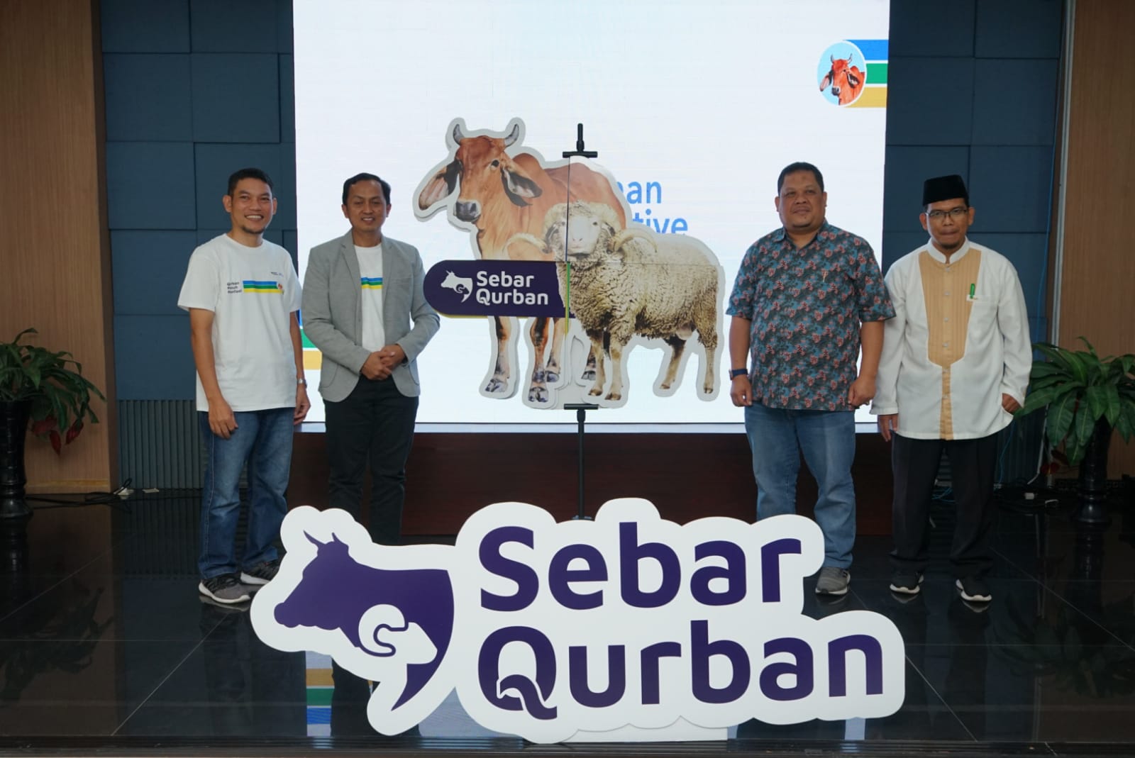 Organisasi kemanusiaan Human Initiative resmi meluncurkan program kurban tahunan dengan nama Sebar Qurban, di Jakarta, Selasa (6/6).. 