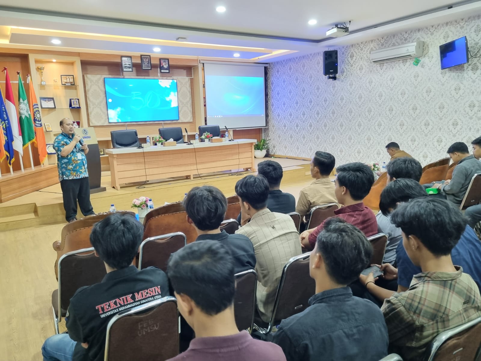 Kuliah tamu Daikin di Universitas Muhammadiyah Sumatera Utara