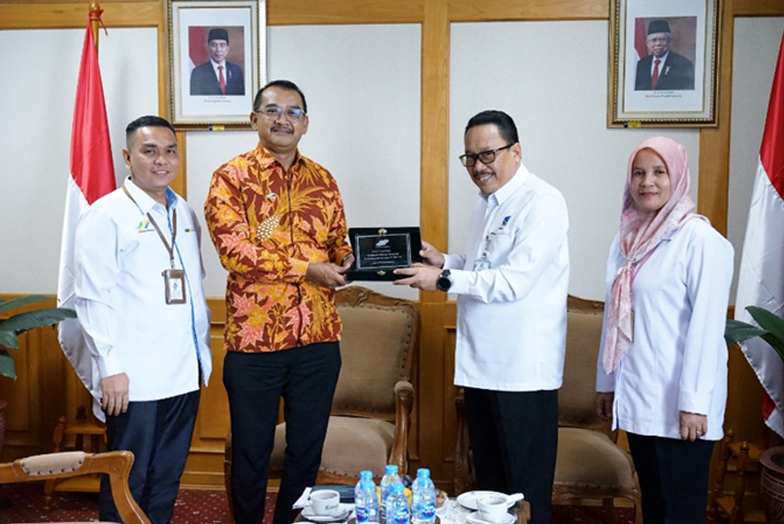 Kunjungan jajaran manajemen Holding Perkebunan  Nusantara PTPN III (Persero) ke kantor ANRI, Selasa (13/6)