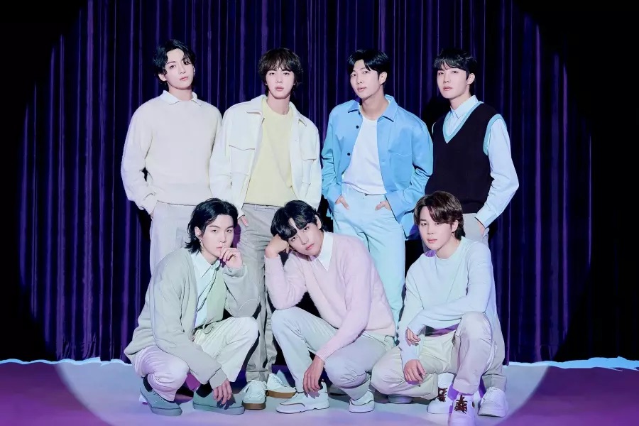 Grup musik Korea Selatan, BTS merayakan ulang tahun debut ke-10