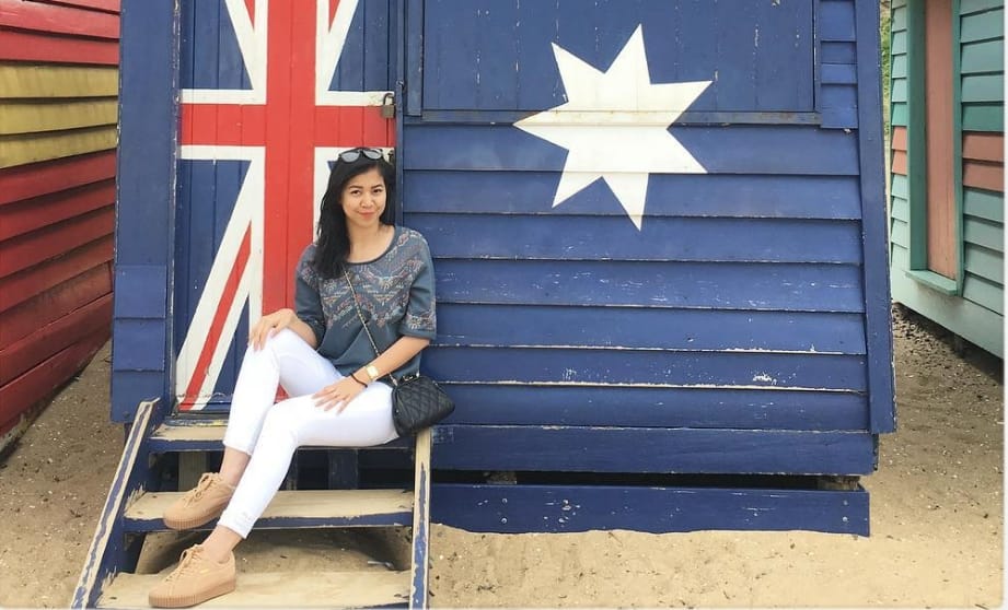 Putri Zara Nurtamia, pramugari sekaligus pemilik bisnis jastip war tiket konser