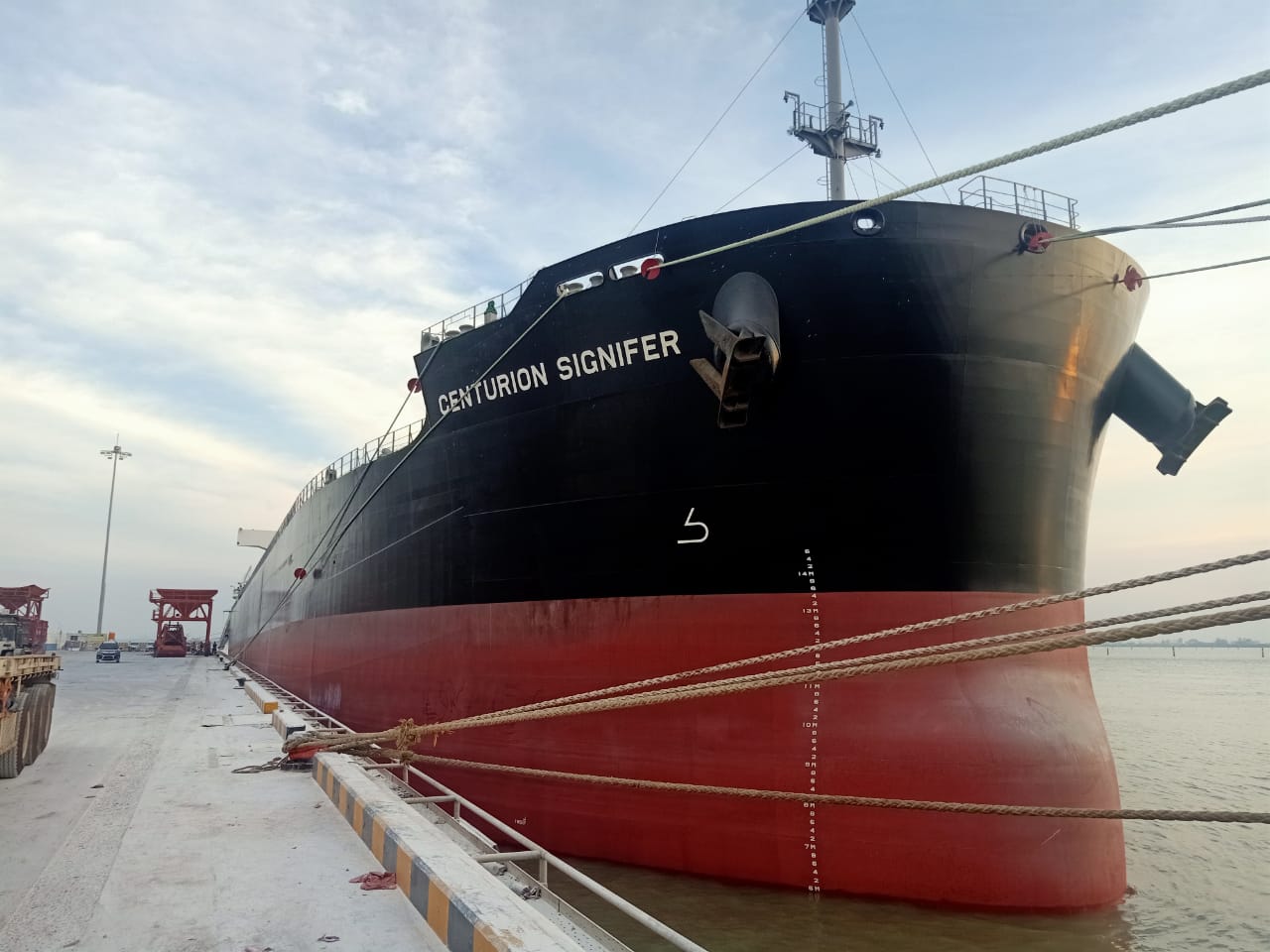 Bidik Pasar Surabaya, Kirana Lintas Logistic Gandeng Pulau Laut Anugerah Bahari 