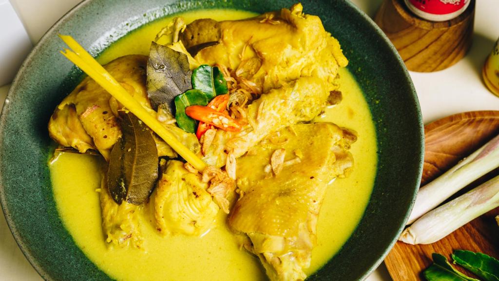 Bumbu masak praktis dapat menjadi solusi yang tepat untuk memasak dengan cepat namun tetap menghasilkan rasa yang lezat.