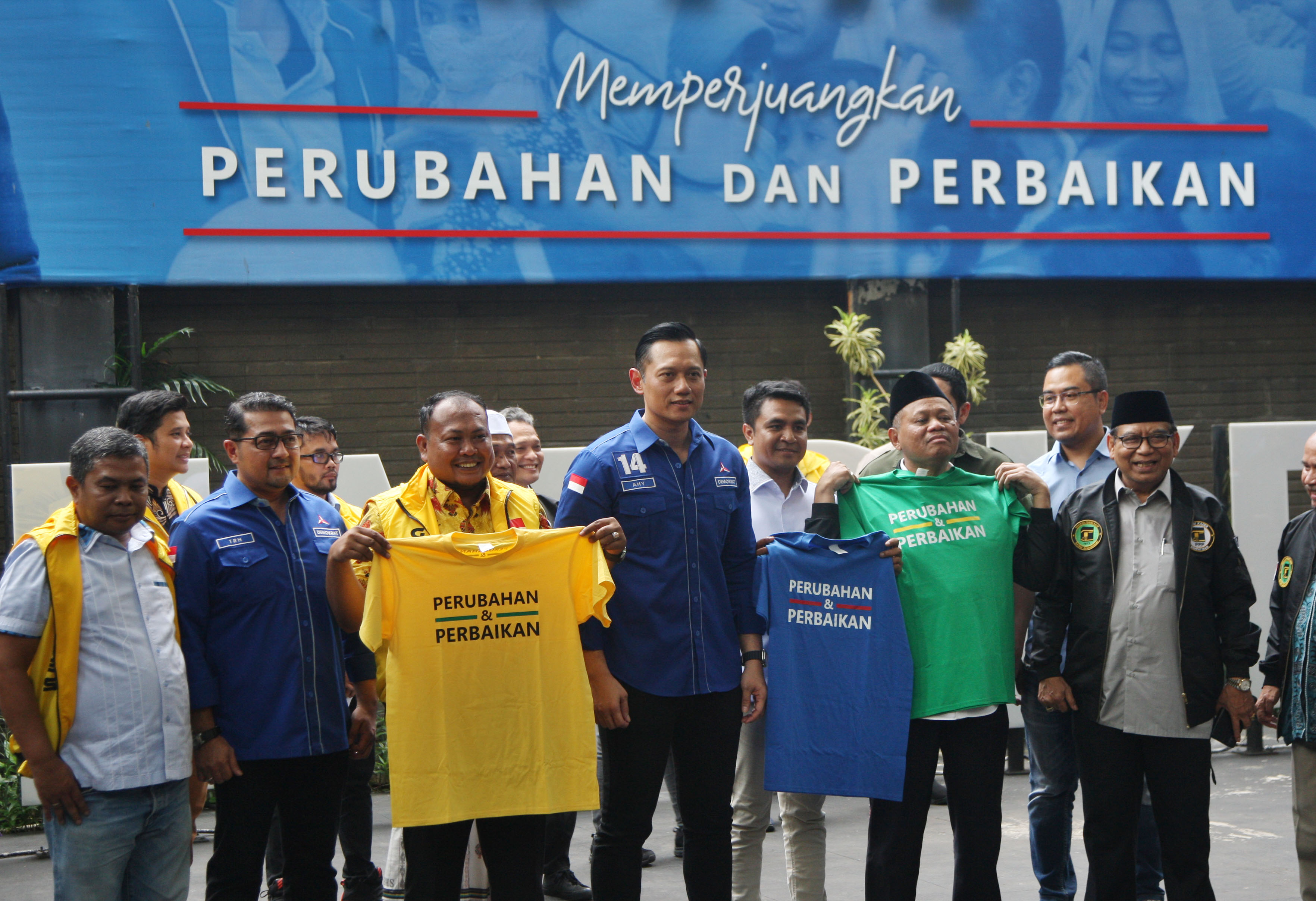 Berlatar Militer, AHY Didukung Jadi Pendamping Anies