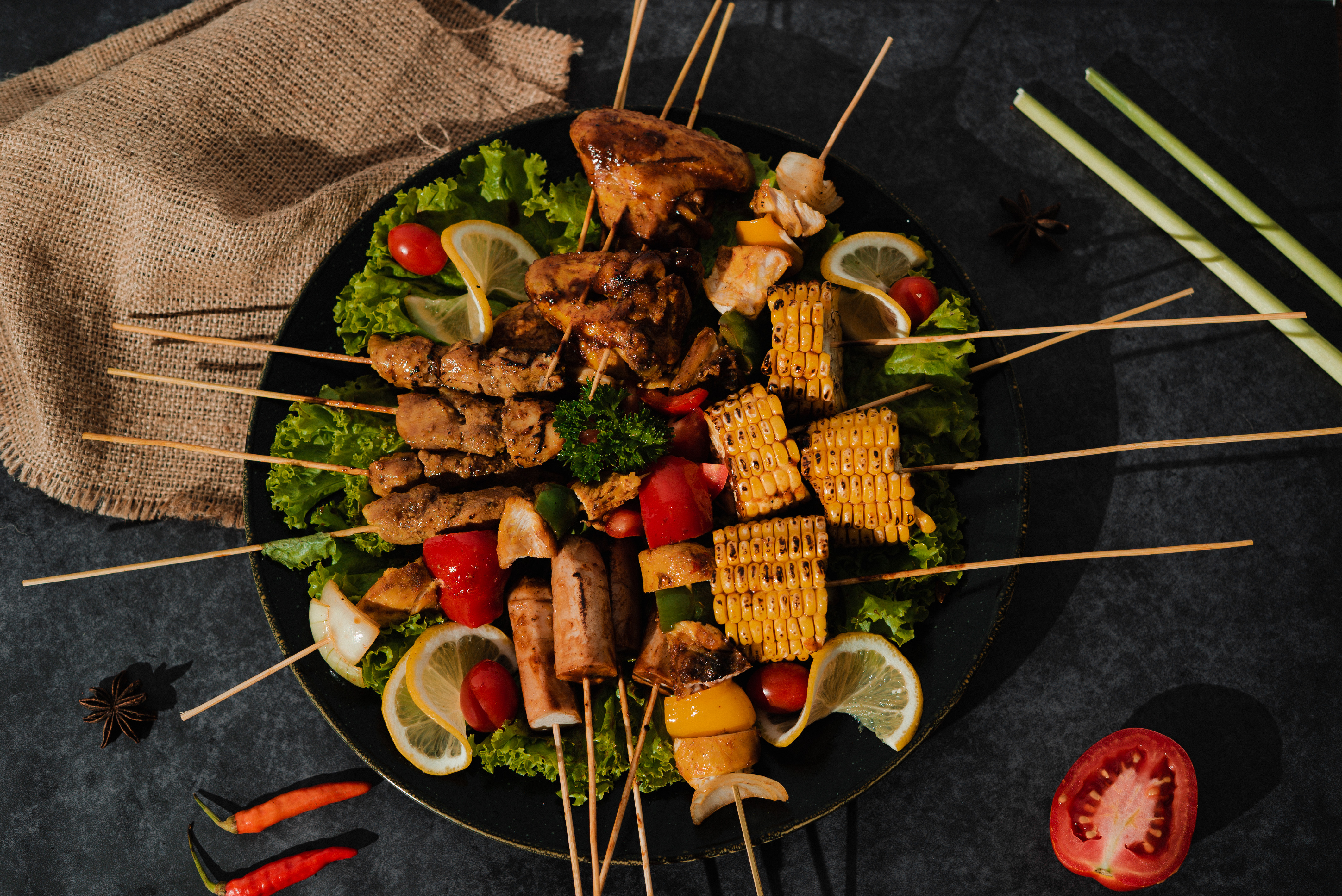 Hotel GranDhika Setiabudi Medan menghadirkan paket BBQ Feast bertajuk “All You Can Eat” bagi pecinta kuliner.