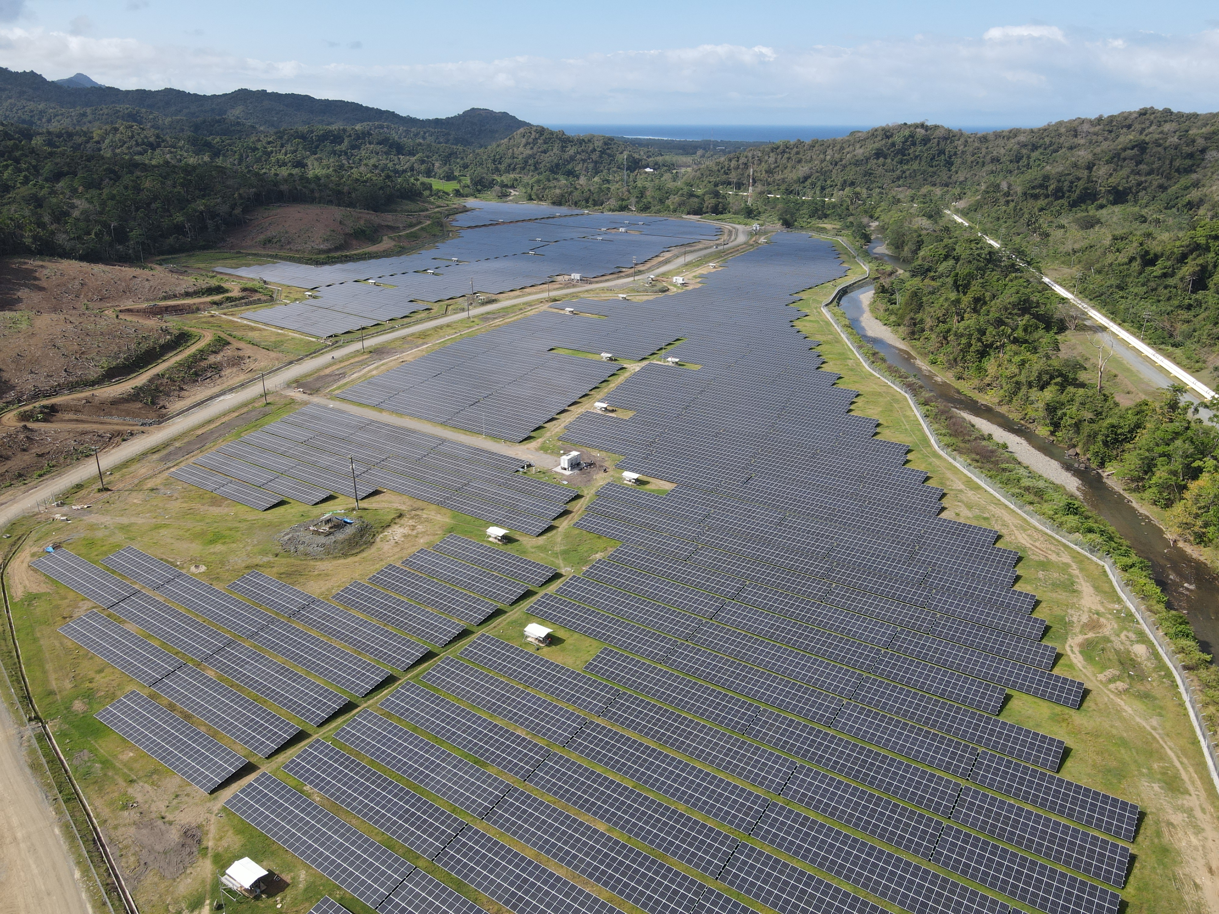 Medco dorong penerapan bisnis berkelanjutan dalam operasional perusahaan. 