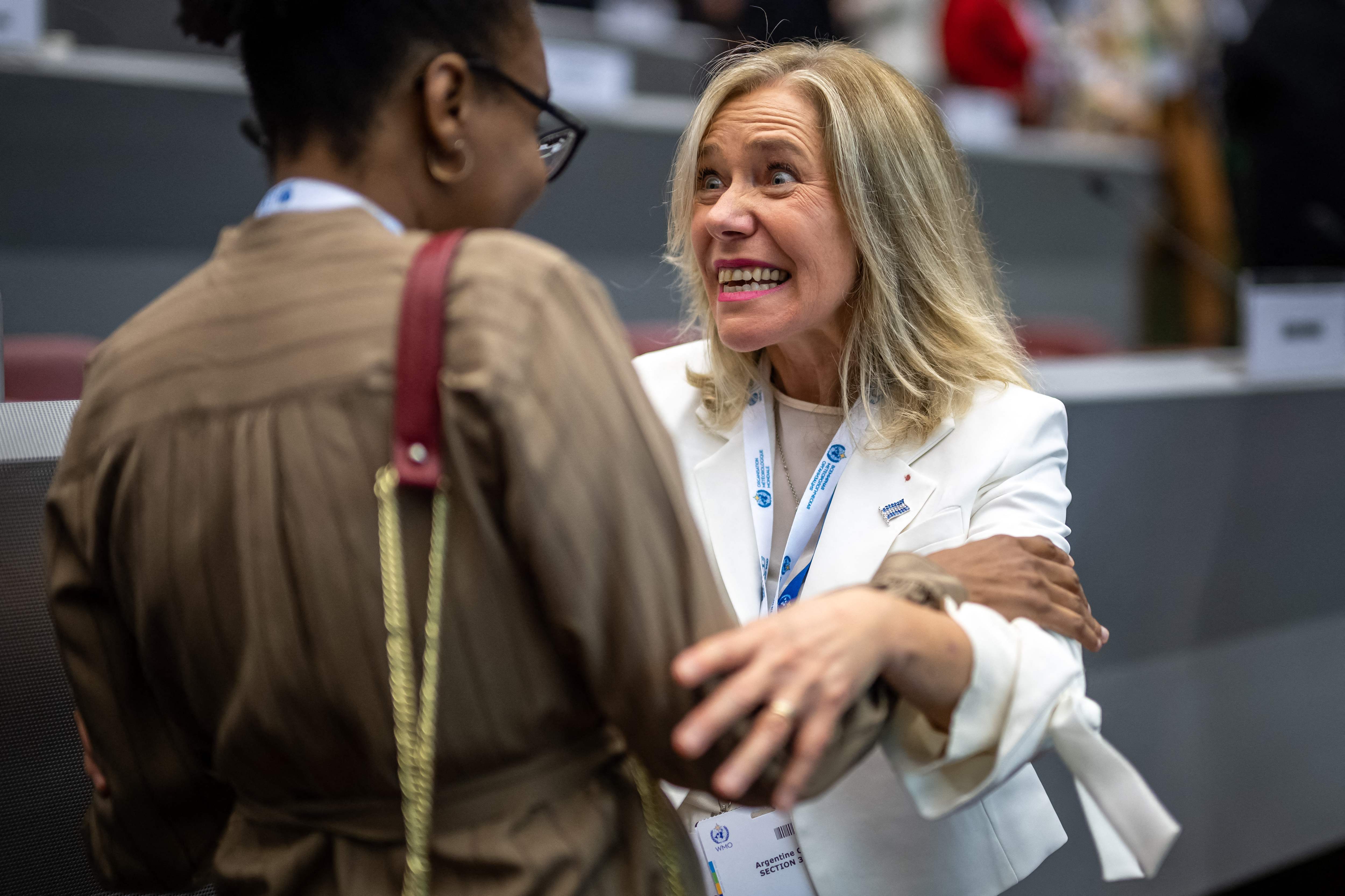 Celeste Saulo (baju putih) terpilih sebagai Presiden WMO