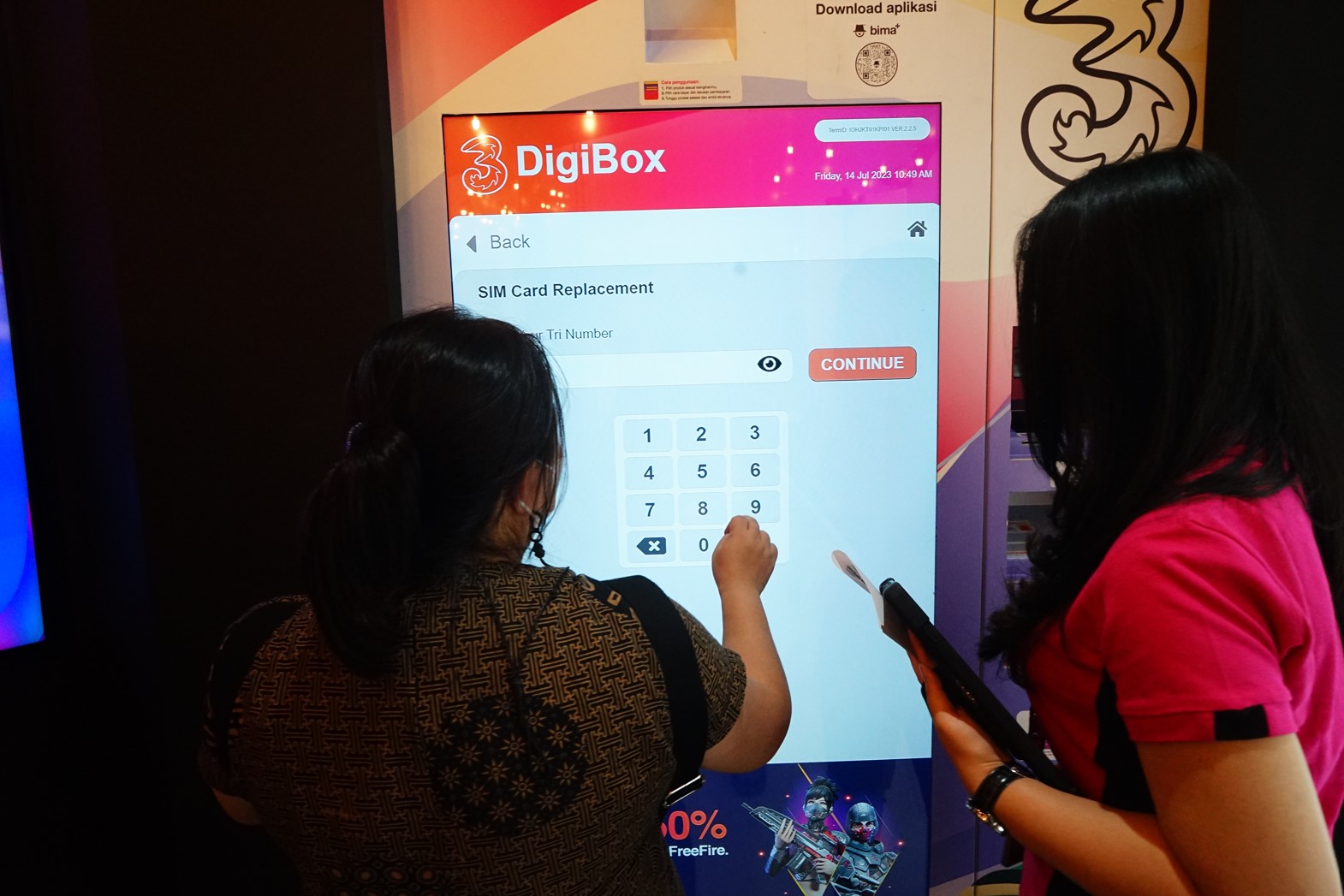 3Store di KPPTI (Kantor Pusat PT Indosat). 