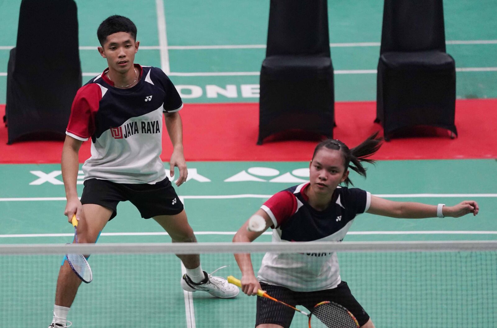 Ganda campuran Indonesia Adrian Pratama/Ariella Nawiyyah saat berlaga.