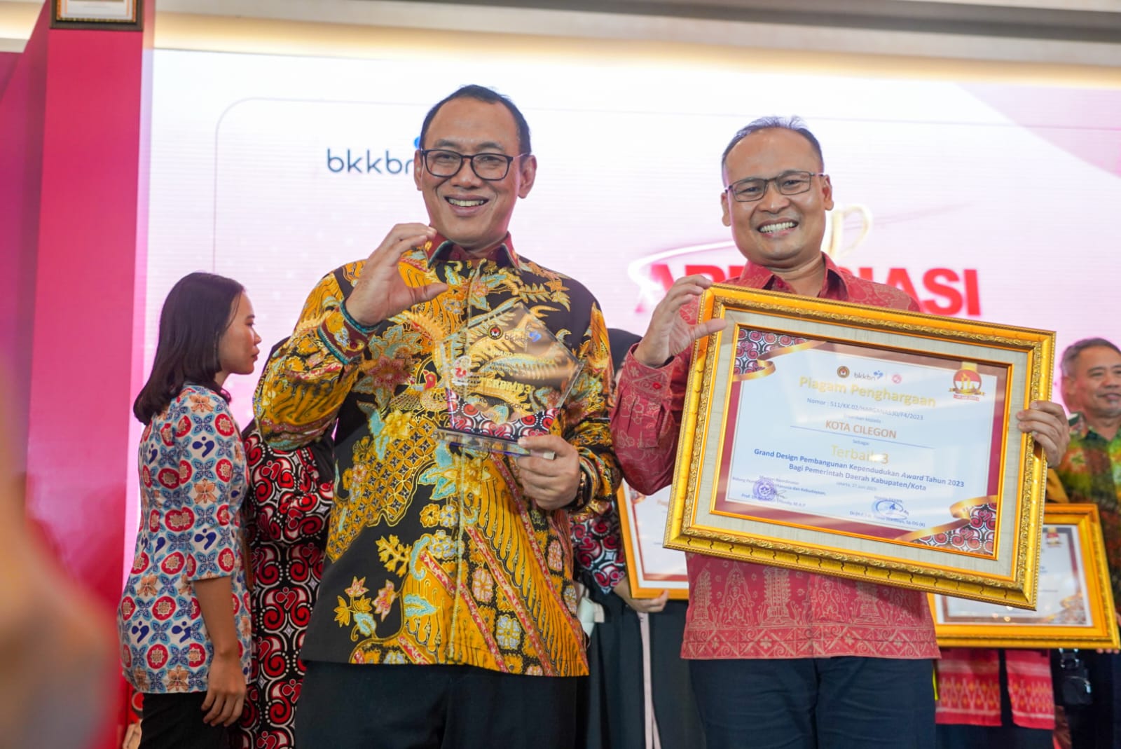 Pemkot Cilegon mendapatkan piagam penghargaan Grand Design Pembangunan Kependudukan (GDPK) Award Tahun 2023.