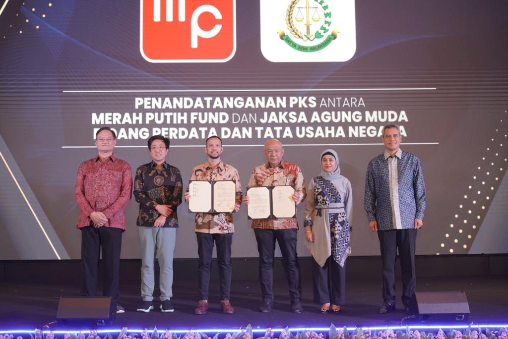 Acara penandatanganan kerja sama antara Merah Putih Fund dan Jamdatun, Kejaksaan Agung di Jakarta, baru-baru ini.