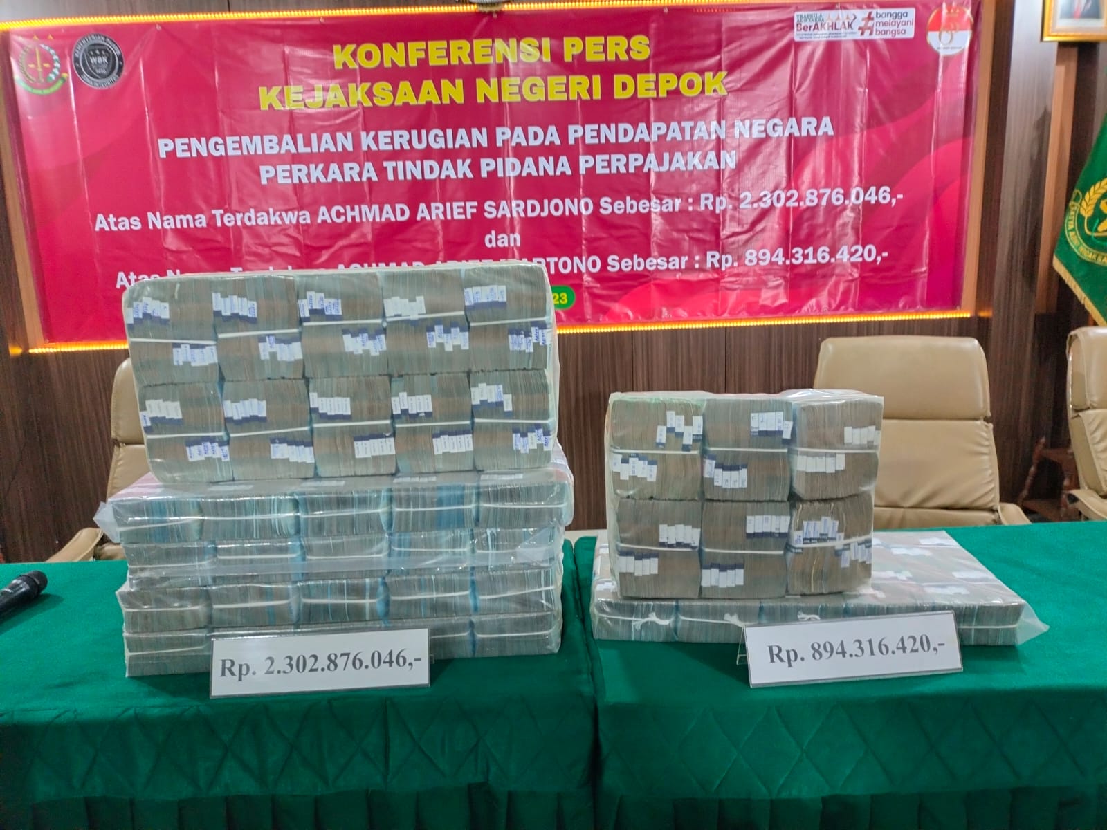 Kejaksaan Negeri Kota Depok, Jawa Barat mengembalikan uang kerugian negara pada kasus pengemplangan pajak