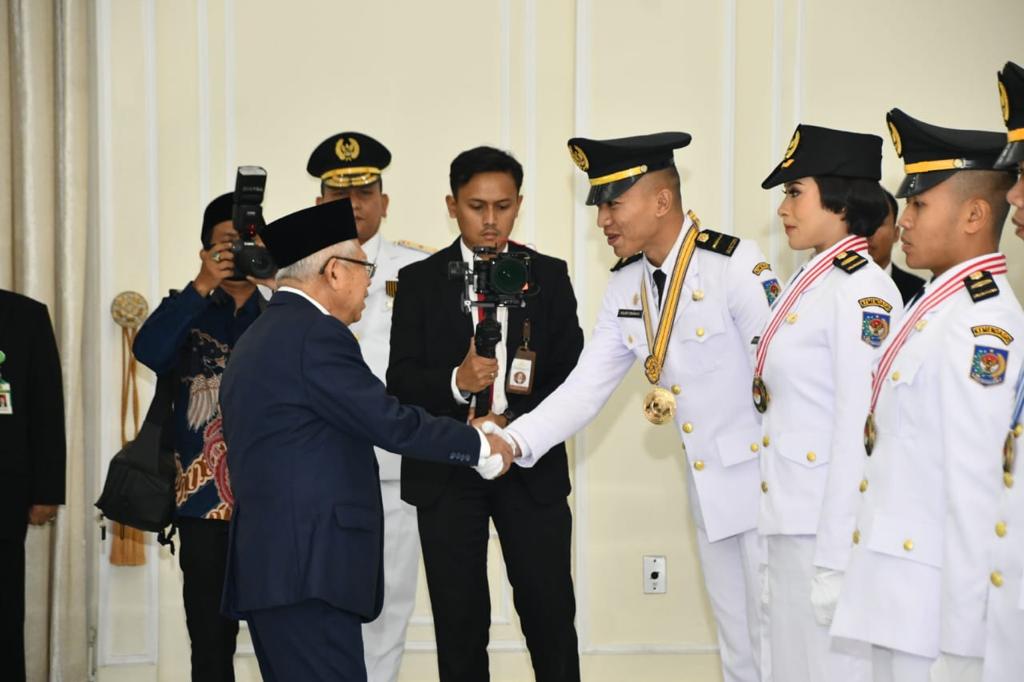 Wapres dan Rektor IPDN Wisuda 1.627 Pamong Praja Muda