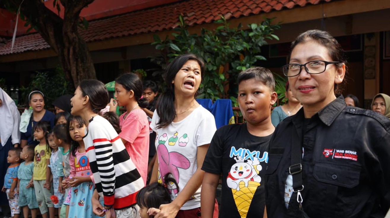 Kegiatan trauma healing yang diadakan Sahabat Ganjar di Tambora.