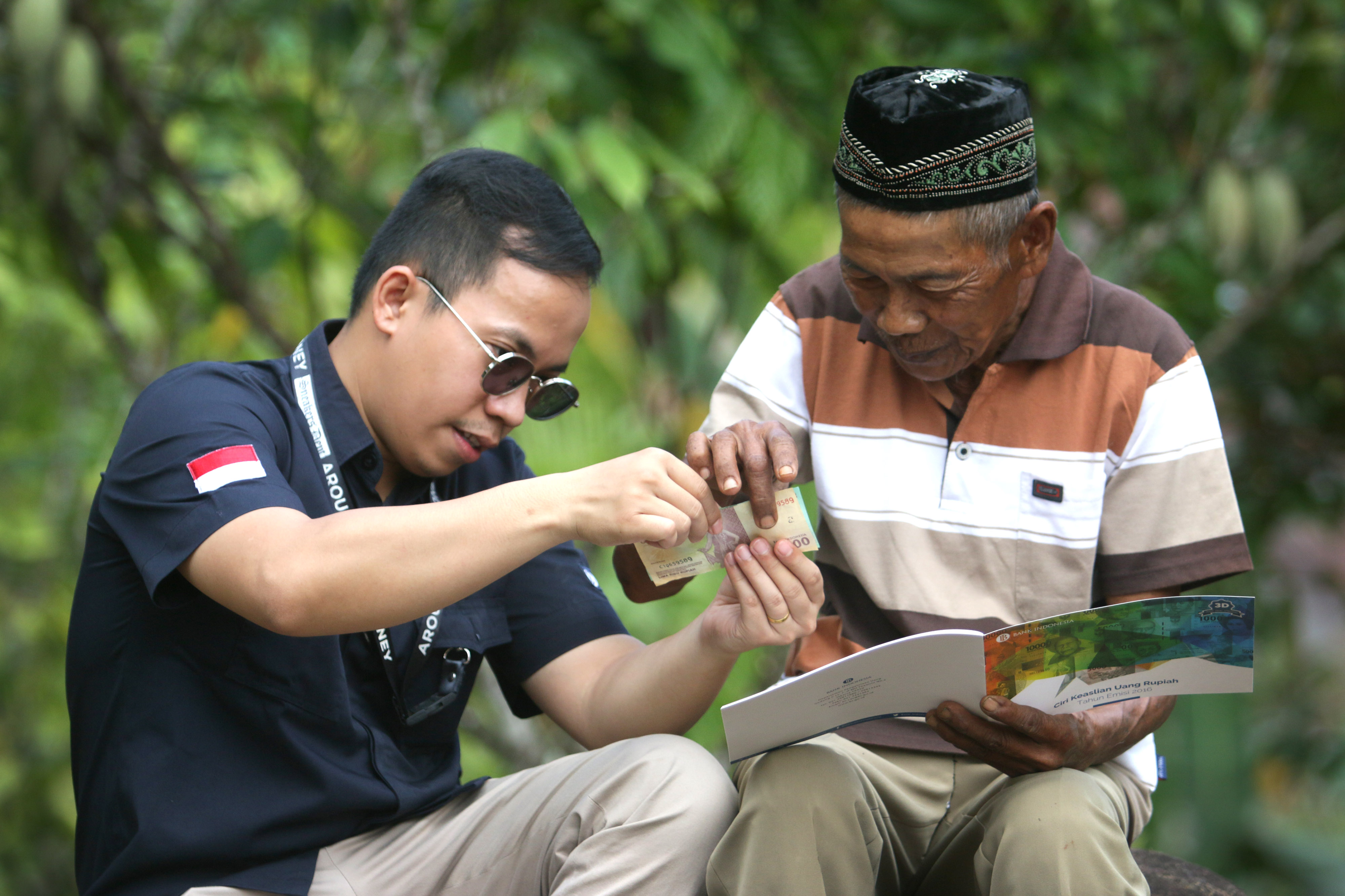 Foto ilustrasi: Bank Indonesia menggelar sosialisasi Cinta Bangga Paham (CBP) Rupiah di Dusun Tumba, Gorontalo, Juni 2022.