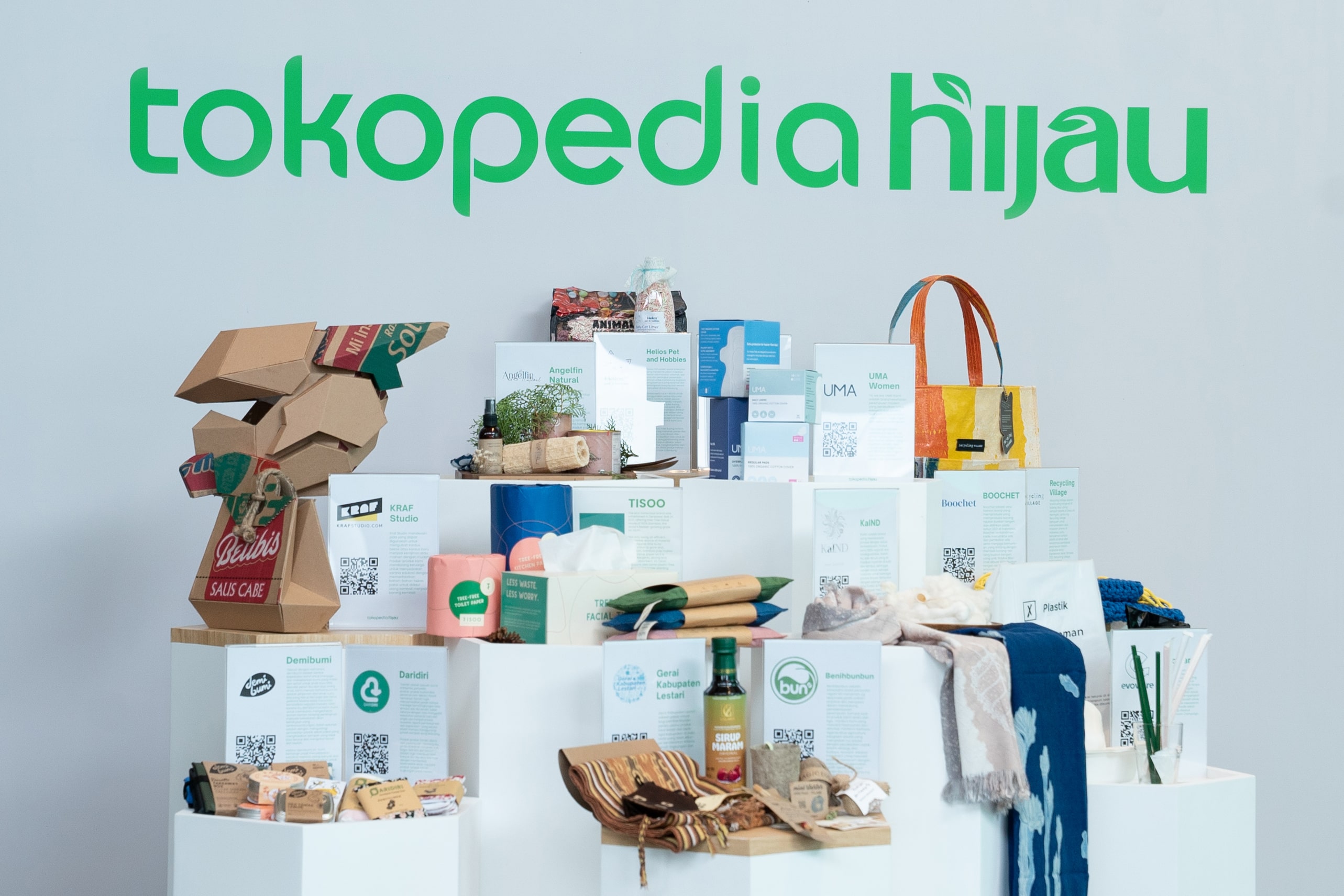 Ilustrasi produk ramah lingkungan di Tokopedia Hijau
