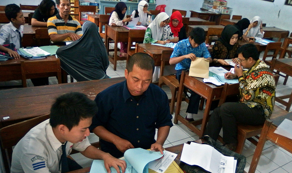 Pelaksanaan PPDB di salah satu sekolah di Semarang.