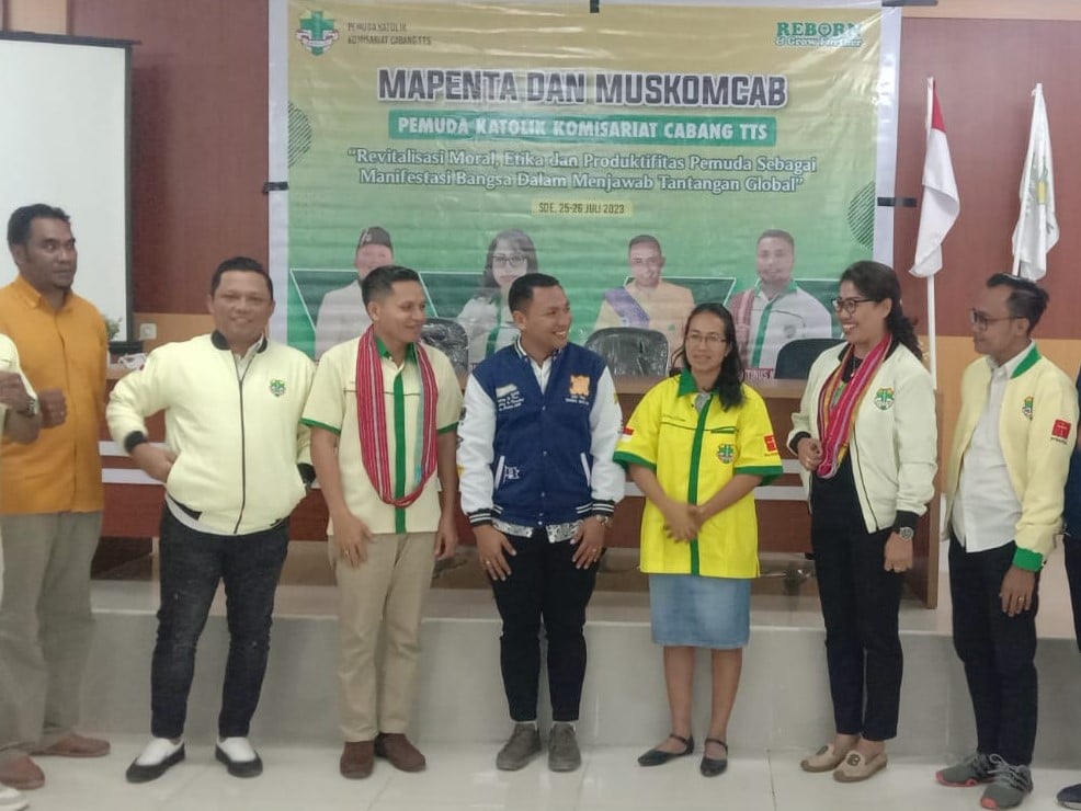PEMUDA Katolik Komisariat Cabang Timor Tengah Selatan (TTS) melaksanakan Masa Penerimaan Anggota (Mapenta) dilanjutkan Muskomcab
