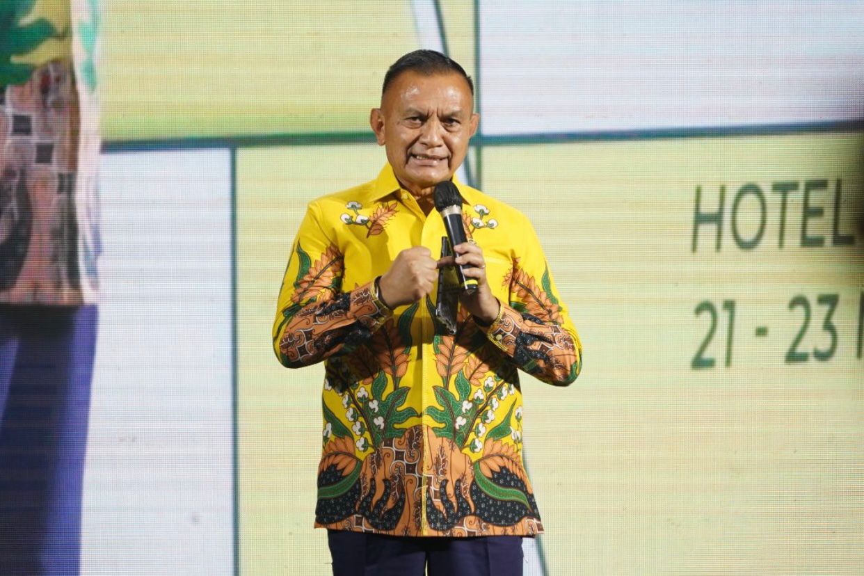 Sekretaris Jenderal DPP Partai Golkar, Letnan Jenderal TNI (Purn.) H. Lodewijk Freidrich Paulus.