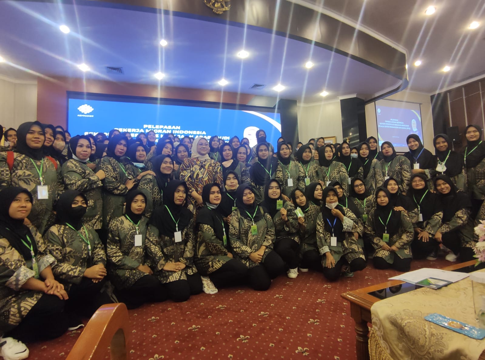 Apjati Lepas Keberangkatan 31 Pekerja Migran ke Arab Saudi Lewat SPSK