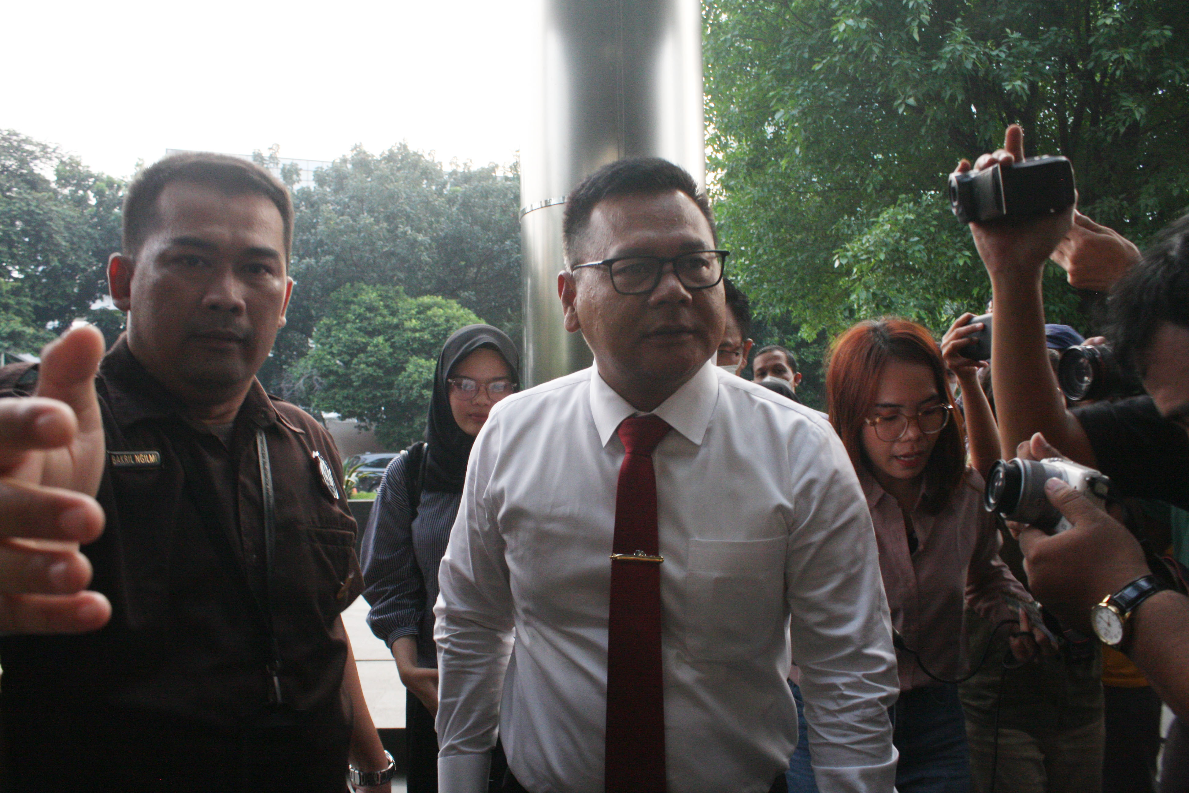 Brigjen Endar Priantoro saat tiba digedung Merah Putih KPK, Jakarta