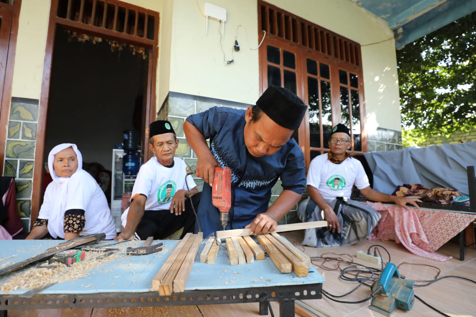 Kiai Muda Jatim Gelar Pelatihan pemanfaatan limbah kayu jati