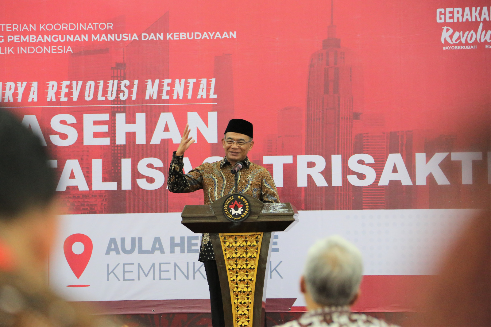 Menko PMK Muhadjir Effendy saat memberi sambutan dalam penutup Sarasehan Revitalisasi Trisakti, Rabu (5/7).