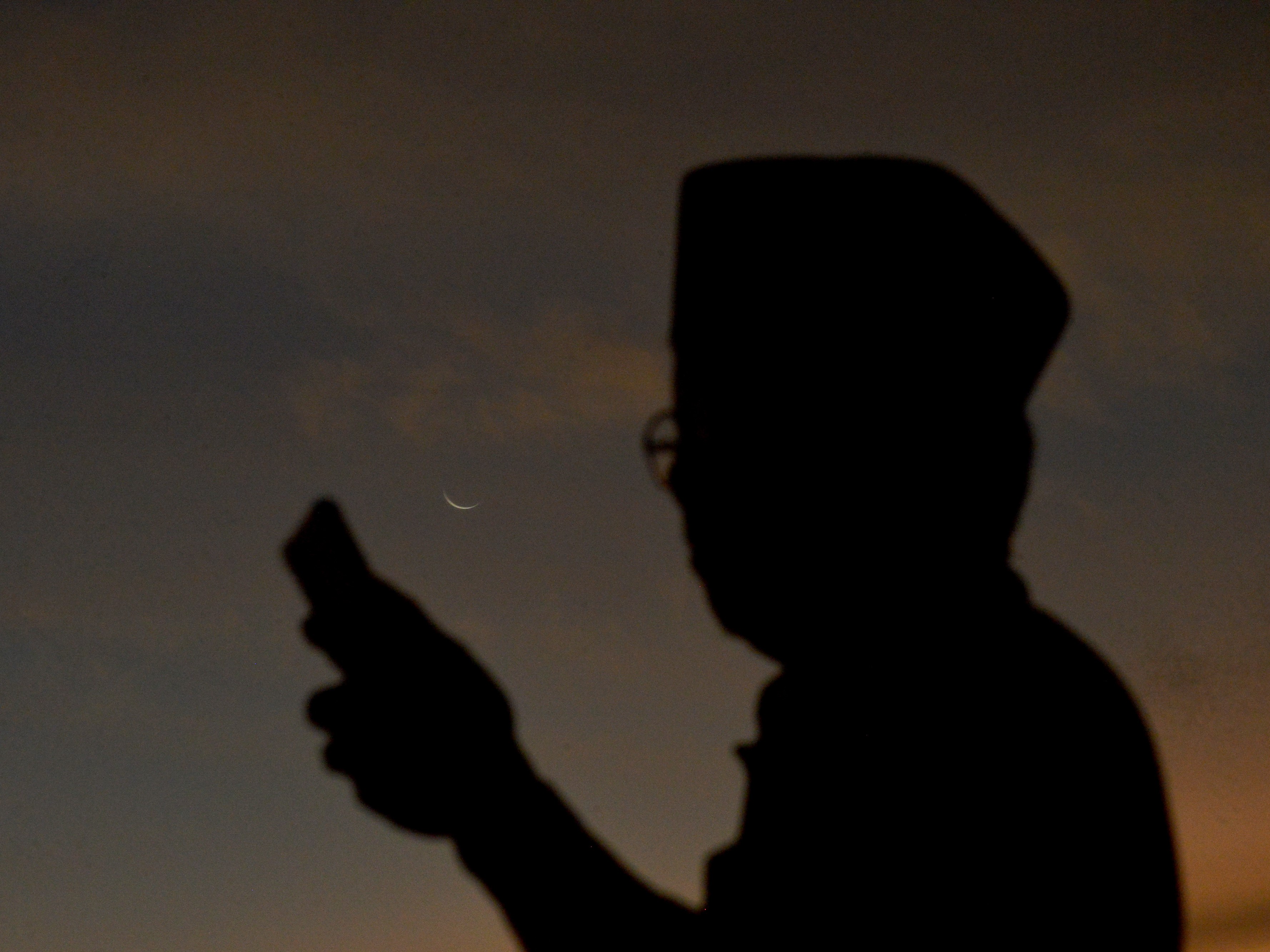 Doa Awal Bulan yang Dibaca Nabi dan Sahabat