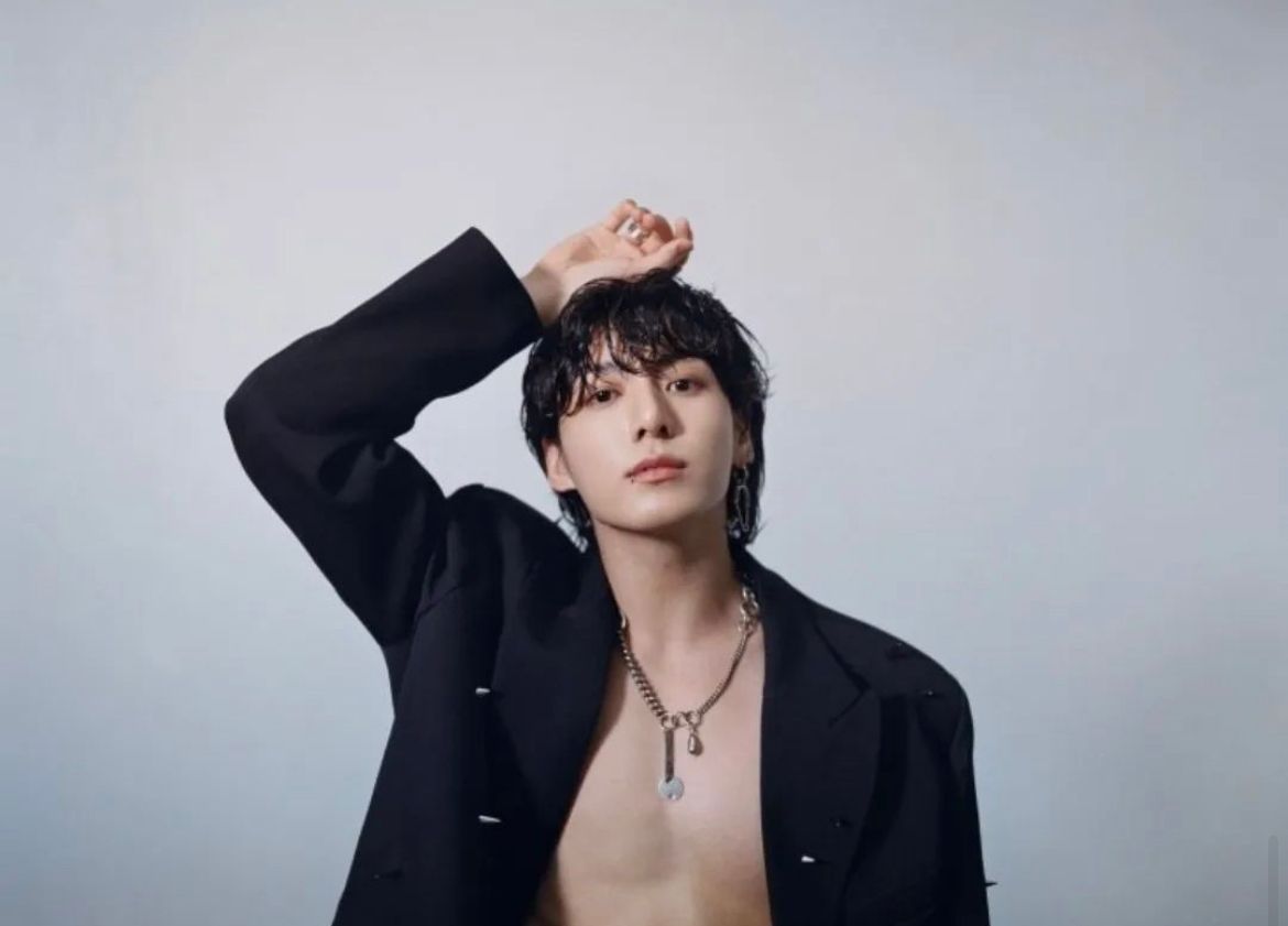 Jungkook BTS resmi merilis single solo miliknya, Seven, Jumat (14/7)