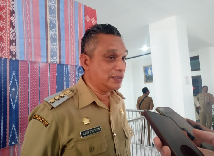 Buoati Sikka Fransiskus Roberto Diogo