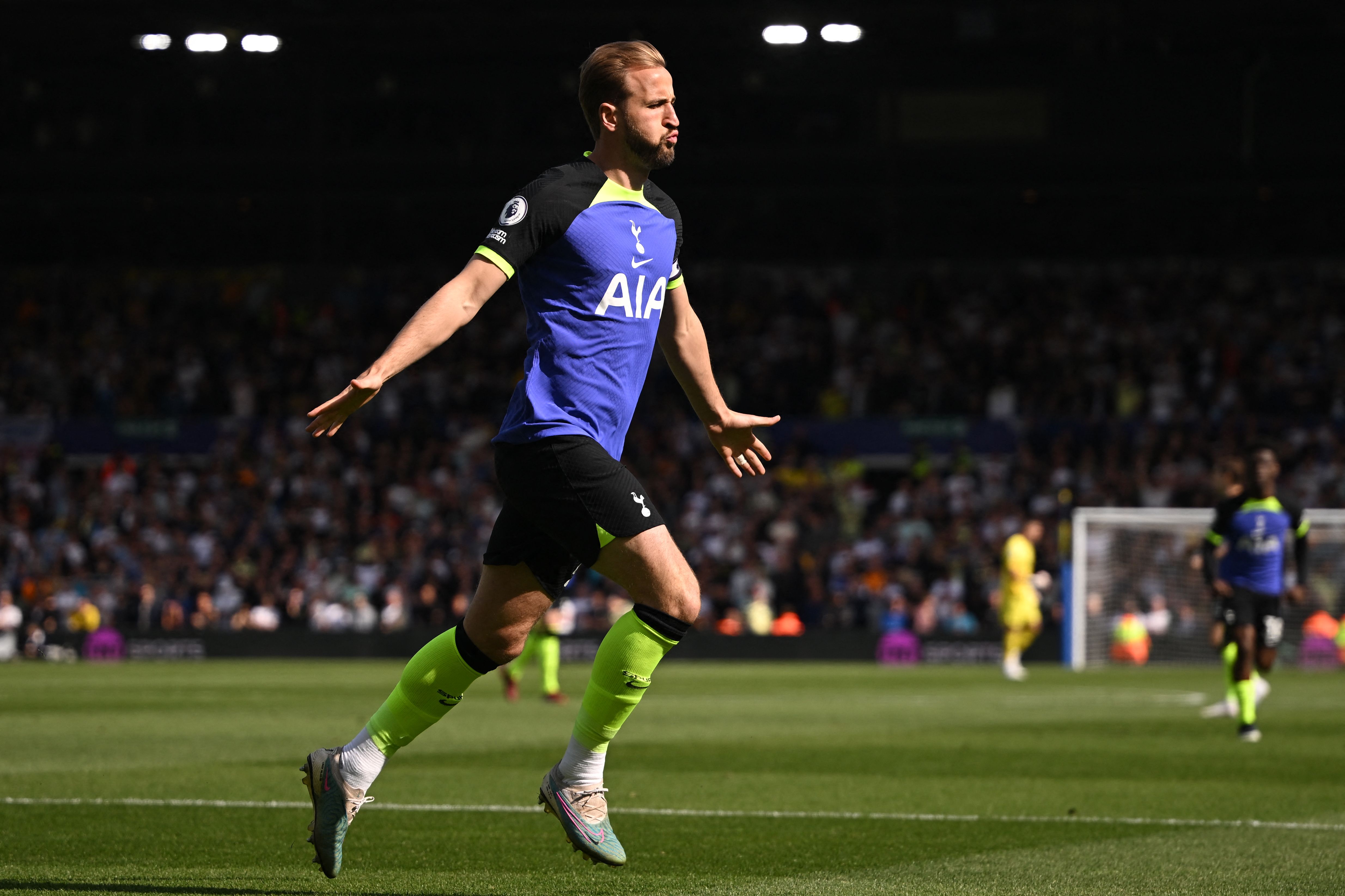 Presiden Bayern Optimistis Bisa Datangkan Kane