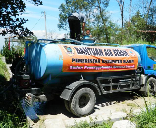 1 Juta Liter Air Bersih Disalurkan ke 12 Daerah Kekeringan di Jateng