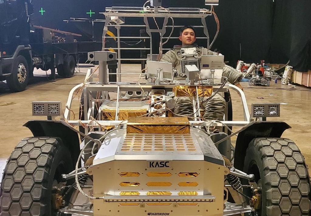 D.O. Exo buka akun instagram dengan user name @d.o.hkyungsoo