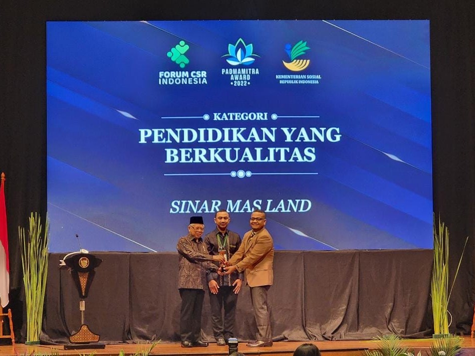 Sinar Mas Land mendapatkan penghargaan dari Kementerian Sosial (Kemensos) dan Forum CSR Indonesia melalui Padmamitra Awards 2022.