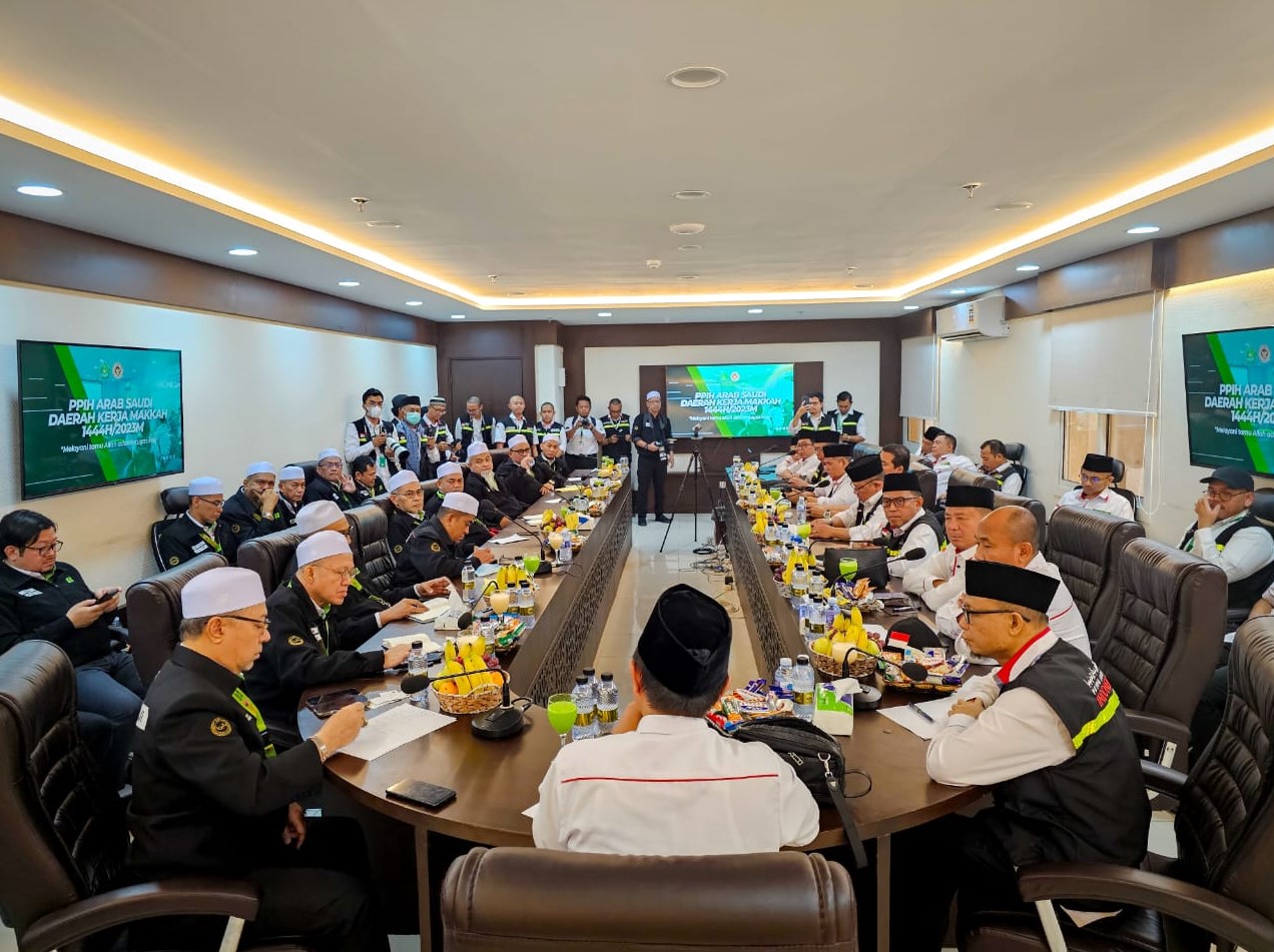 Delegasi Malaysia dan Indonesia bertemu di Mekah membahas antara lain soal layanan puncak haji 2023.