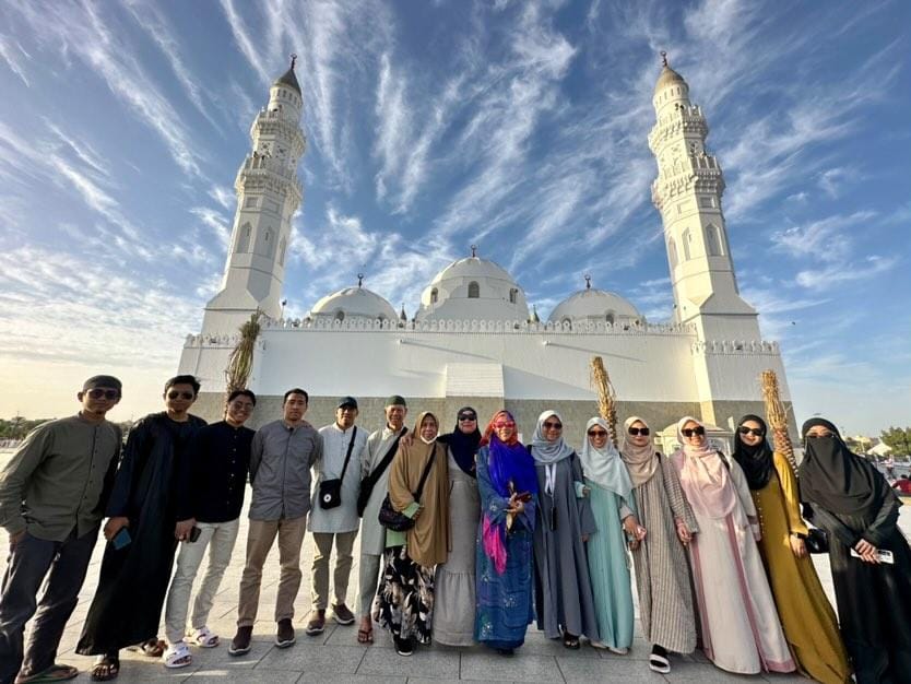 Keutamaan dan Manfaat Melaksanakan Umrah bersama Keluarga