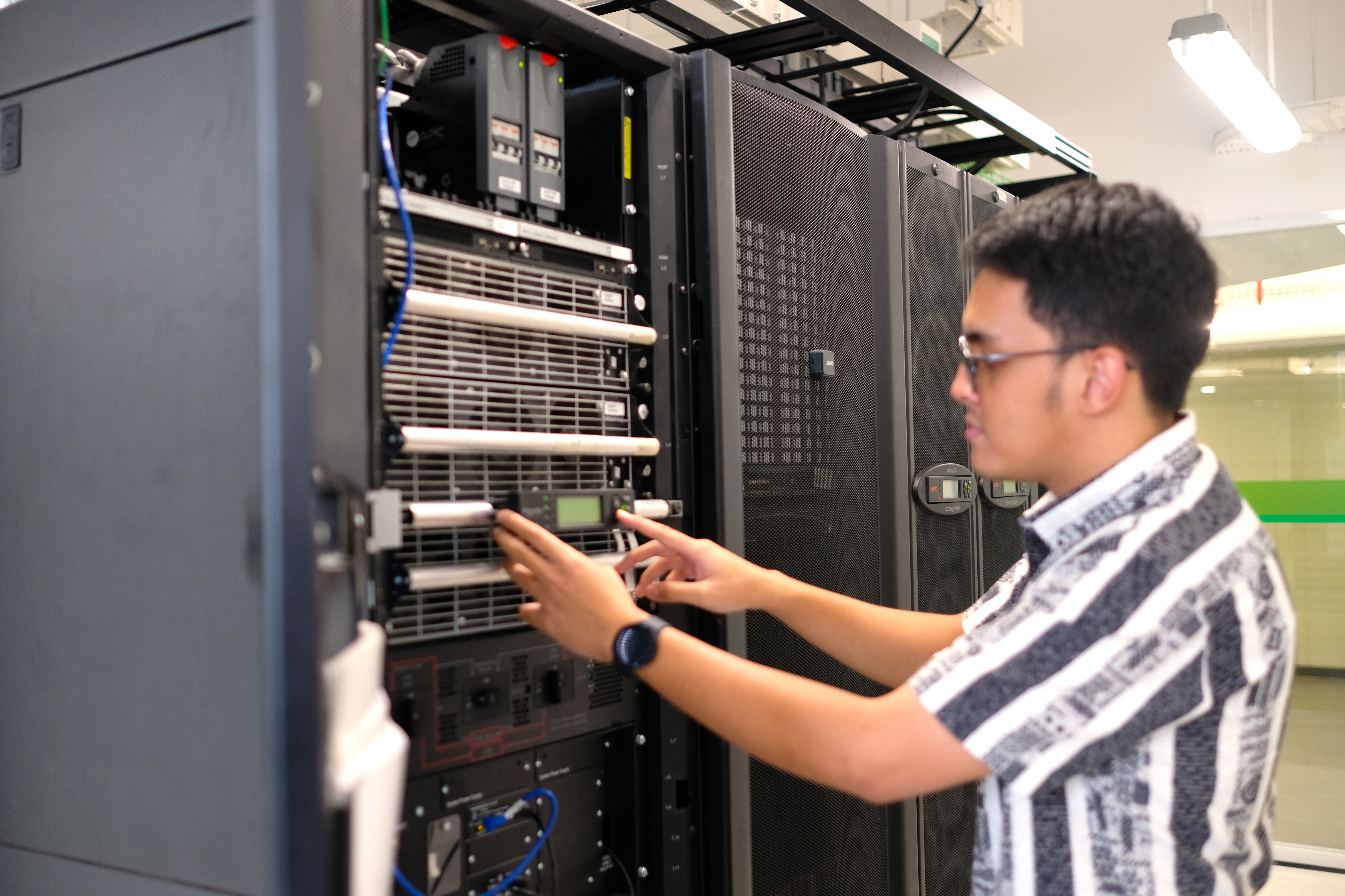 Data Center Schneider Electric Indonesia
