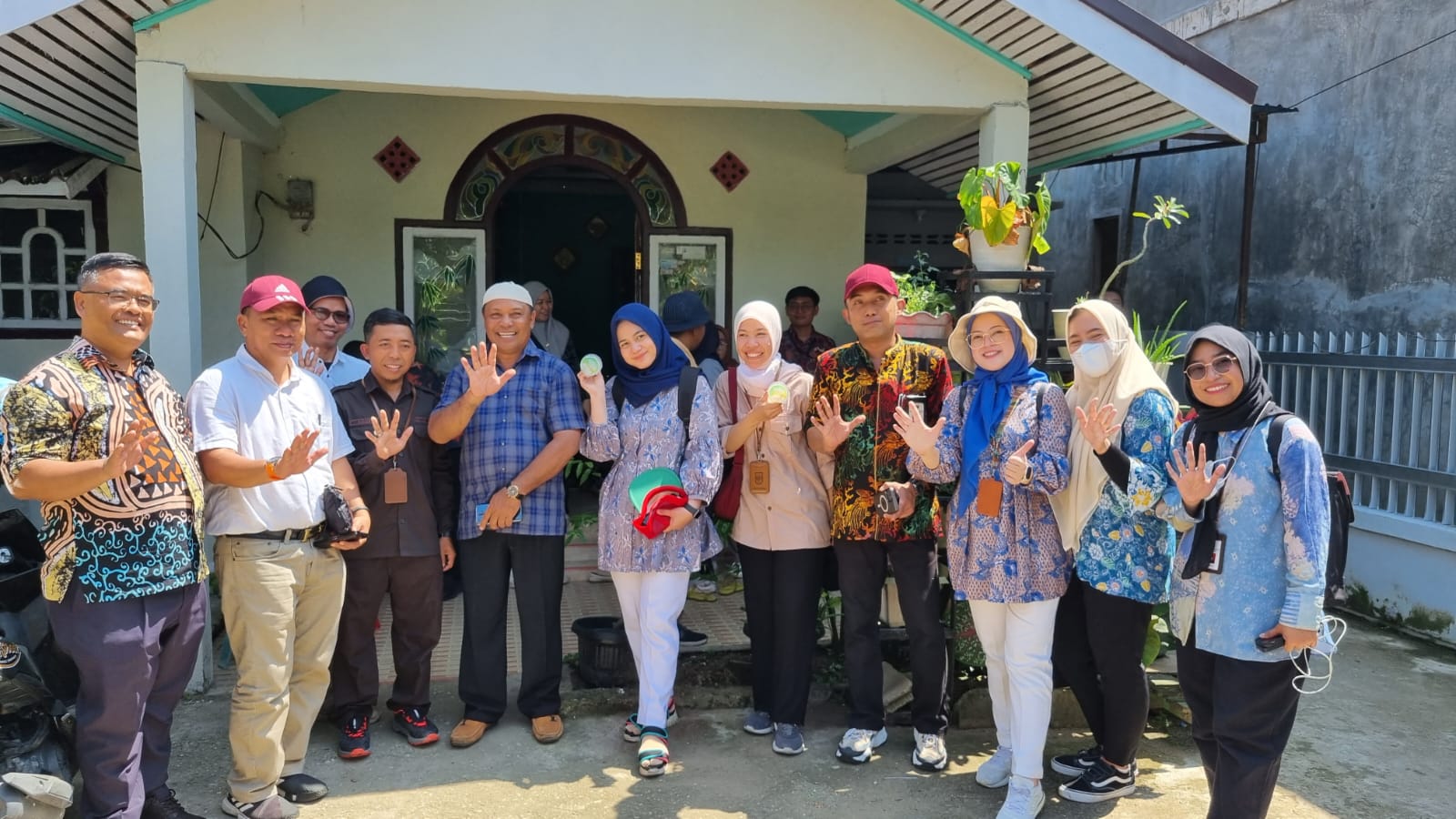 Badrun menerima Kunjungan dari Tim Percepatan Hilirisasi Kelapa Bappenas yang didampingi oleh Tim Teknis Ditjen Perkebunan, Kementan.