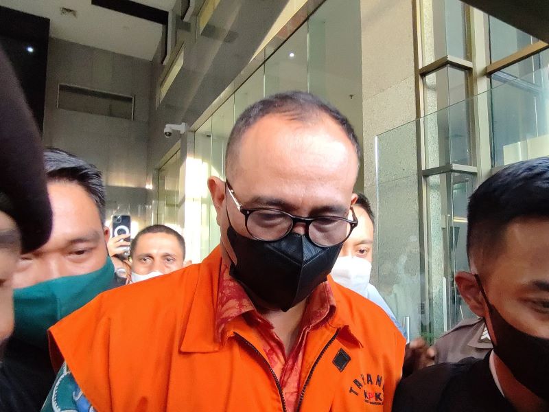 Mantan pejabat eselon III Ditjen Pajak Rafael Alun Trisambodo 