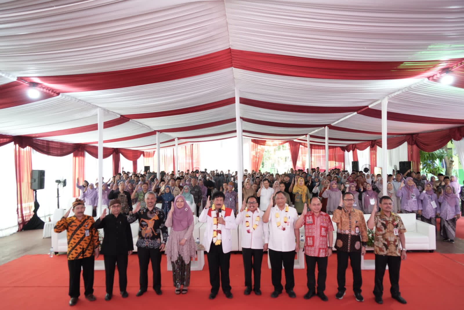 Kepala BPIP Yudian Wahyudi menggugah semangat siswa SMA se-Kota Bekasi dengan pemahaman sejarah dan kehebatan bangsa Indonesia.